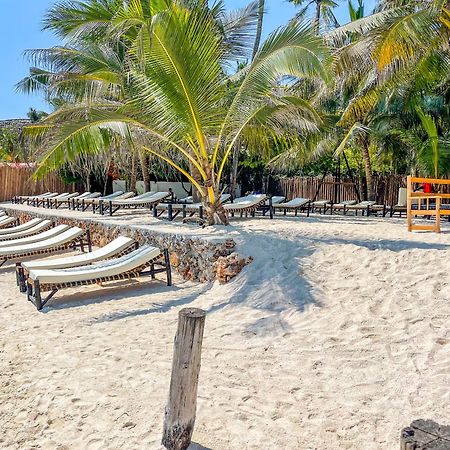 Kibanda Lodge And Beach Club ナングウィ エクステリア 写真