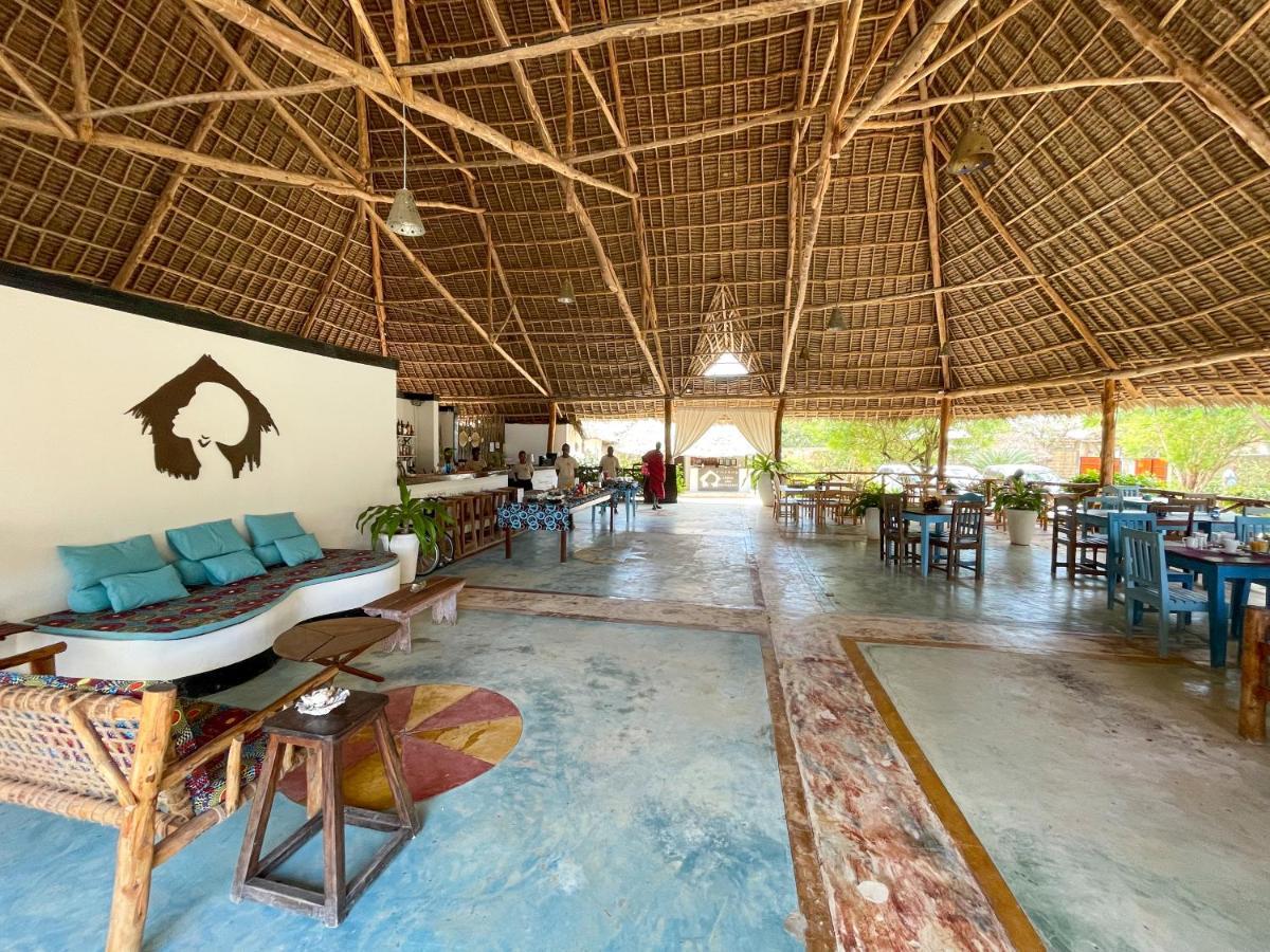 Kibanda Lodge And Beach Club ナングウィ エクステリア 写真