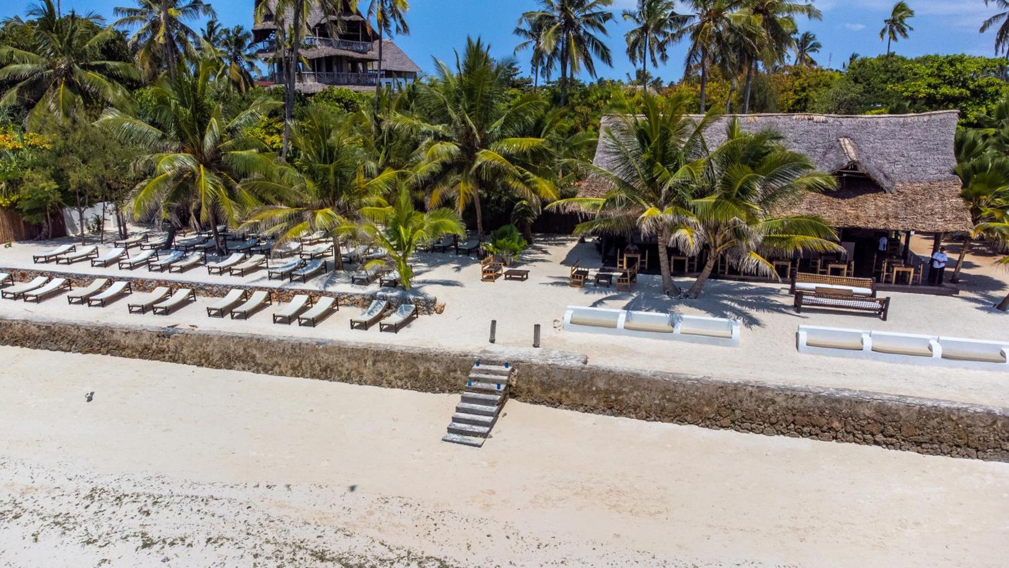 Kibanda Lodge And Beach Club ナングウィ エクステリア 写真