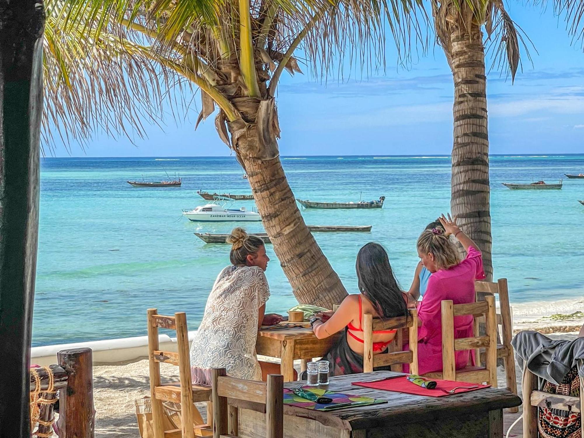 Kibanda Lodge And Beach Club ナングウィ エクステリア 写真