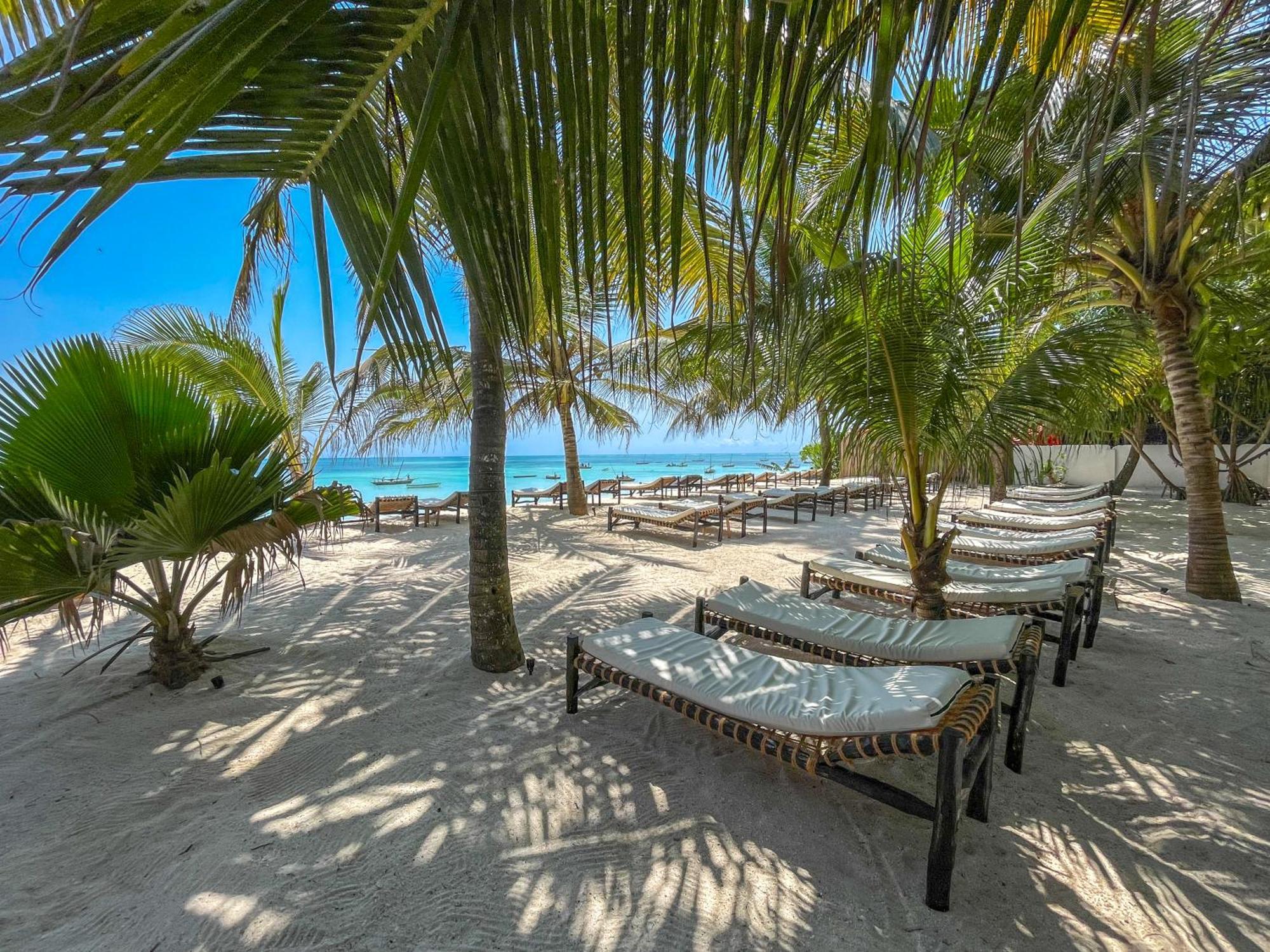 Kibanda Lodge And Beach Club ナングウィ エクステリア 写真